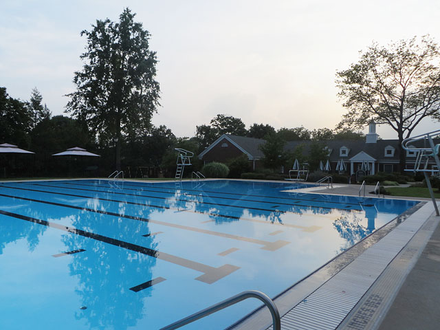 Lake Success Pool